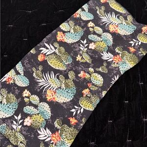 Floral Cactus Print Wildrag.